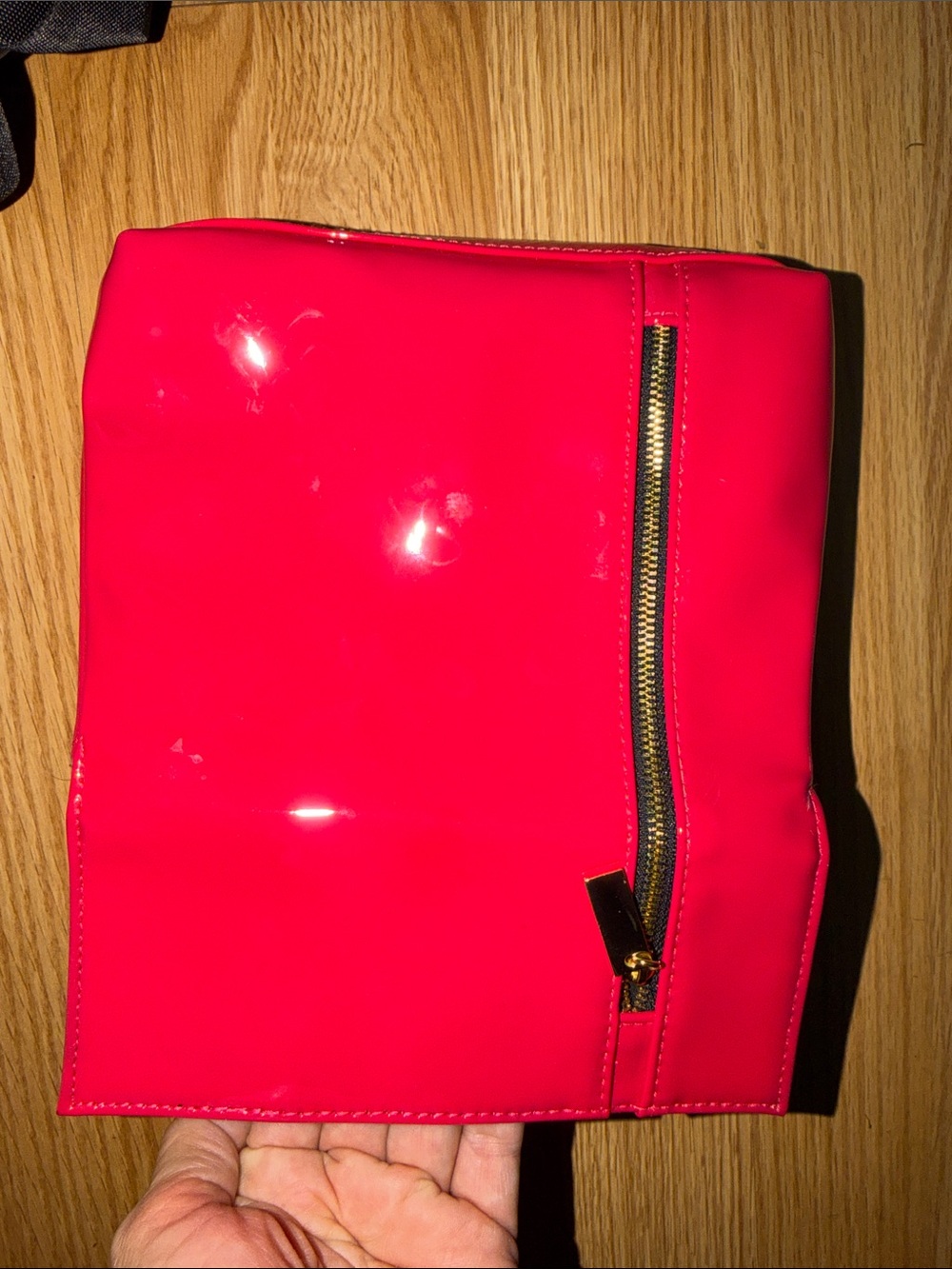 Ysl Patent Leather Fold-Over Clutch in Hot Pink - Picture 4 of 6